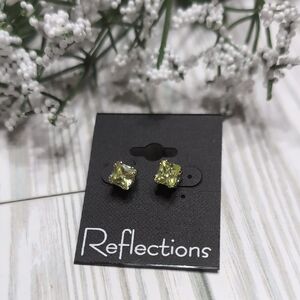 NEW! Swarovski Crystal Green Peridot Princess Cut Stud Earrings - Hypoallergenic